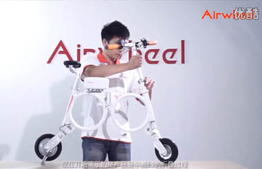 Airwheel伟德体育E3智能背包电动车开箱视频，快来和我一睹为快！