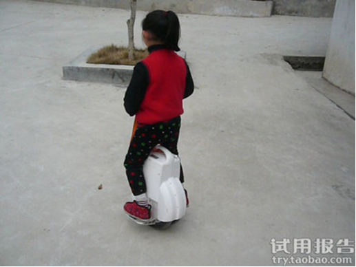 伟德体育Airwheel Q3自平衡车时尚型试用报告