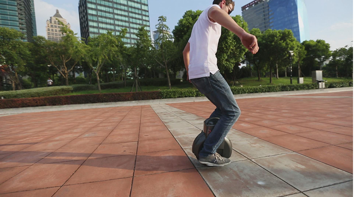 伟德体育Airwheel X8今夏全新面世 引爆抢购热潮